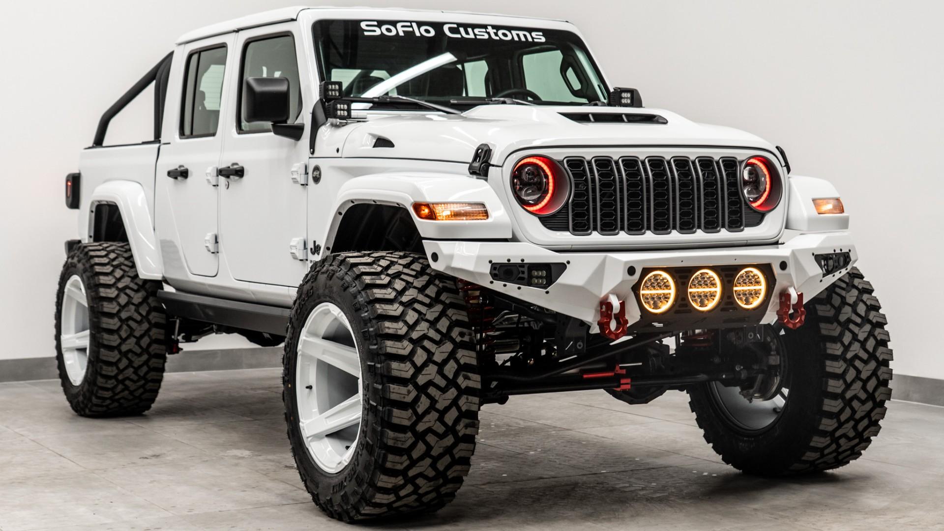 2025 JEEP GLADIATOR in BRIGHT WHITE CLEARCOAT, photo 21 of 53