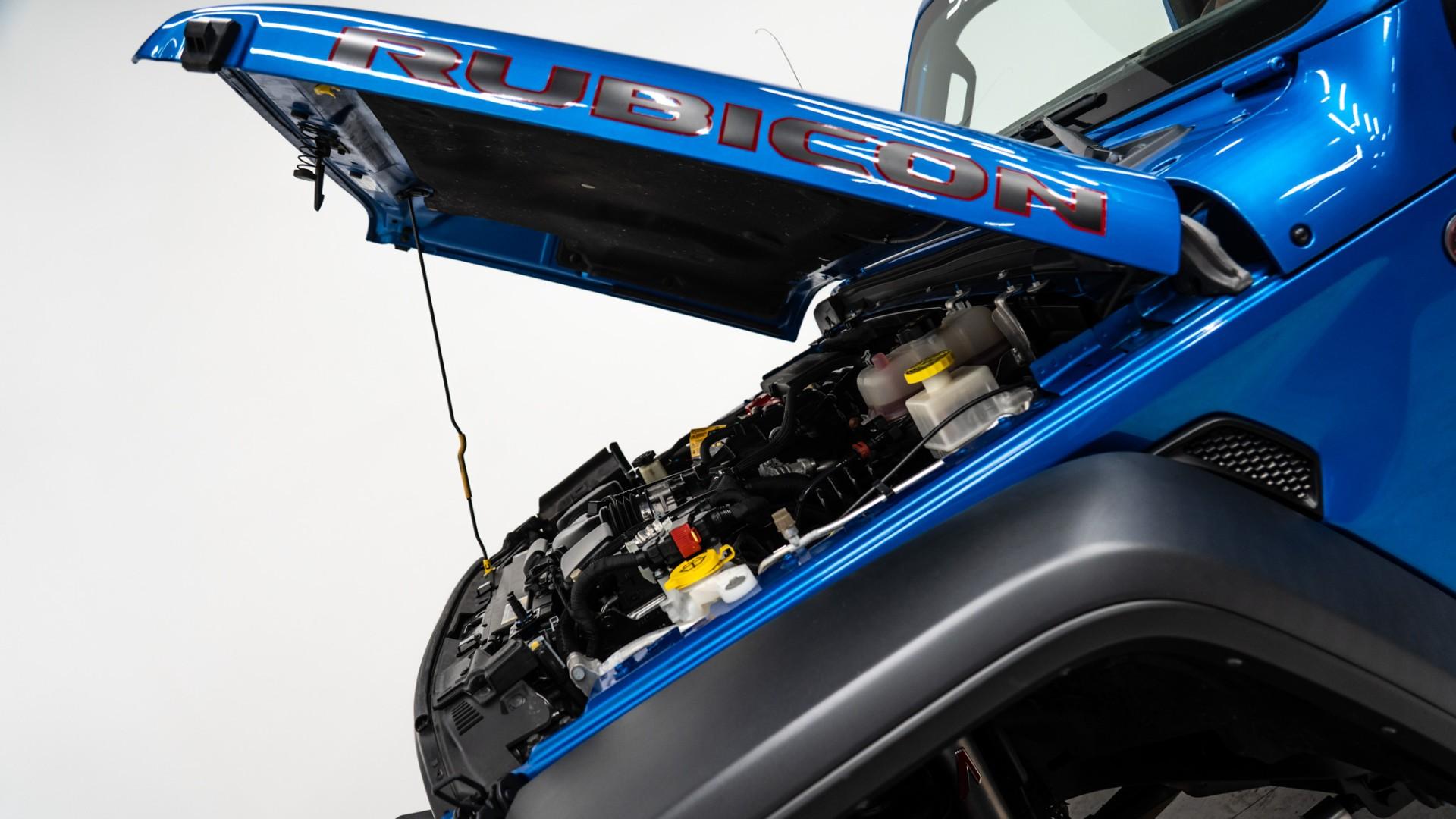 2022 JEEP GLADIATOR in HYDRO BLUE PEARLCOAT, photo 11 of 60