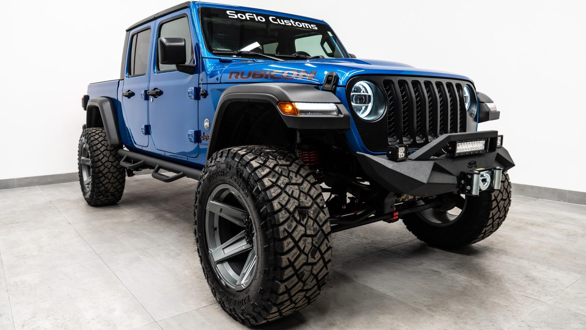 2022 JEEP GLADIATOR in HYDRO BLUE PEARLCOAT, photo 34 of 60