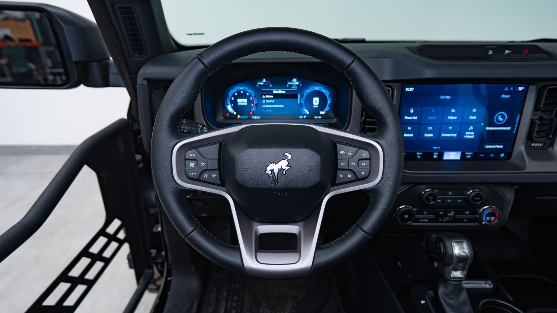 2025 FORD BRONCO in Black, photo 15 of 51