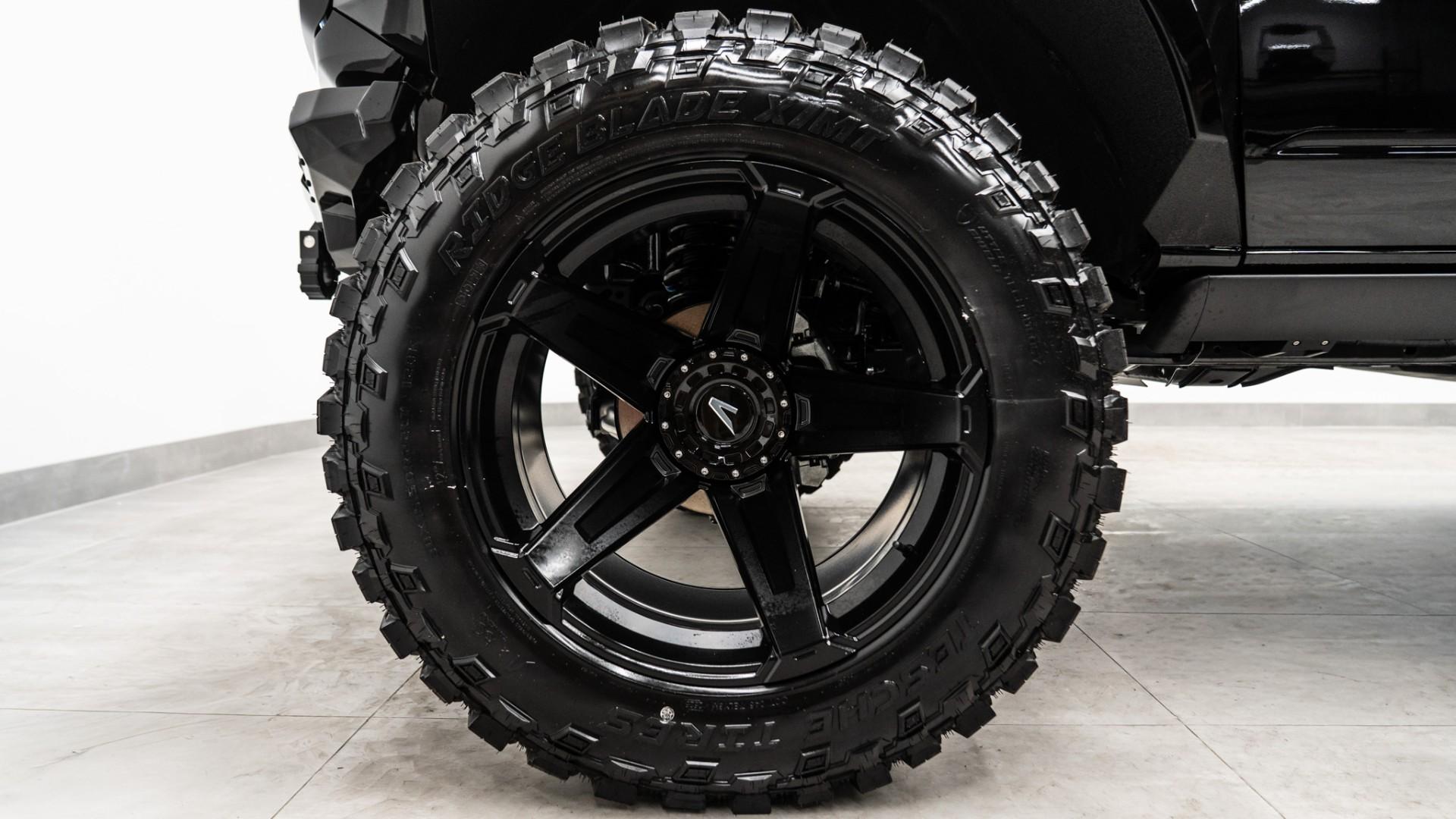 2025 FORD BRONCO in Black, photo 35 of 51