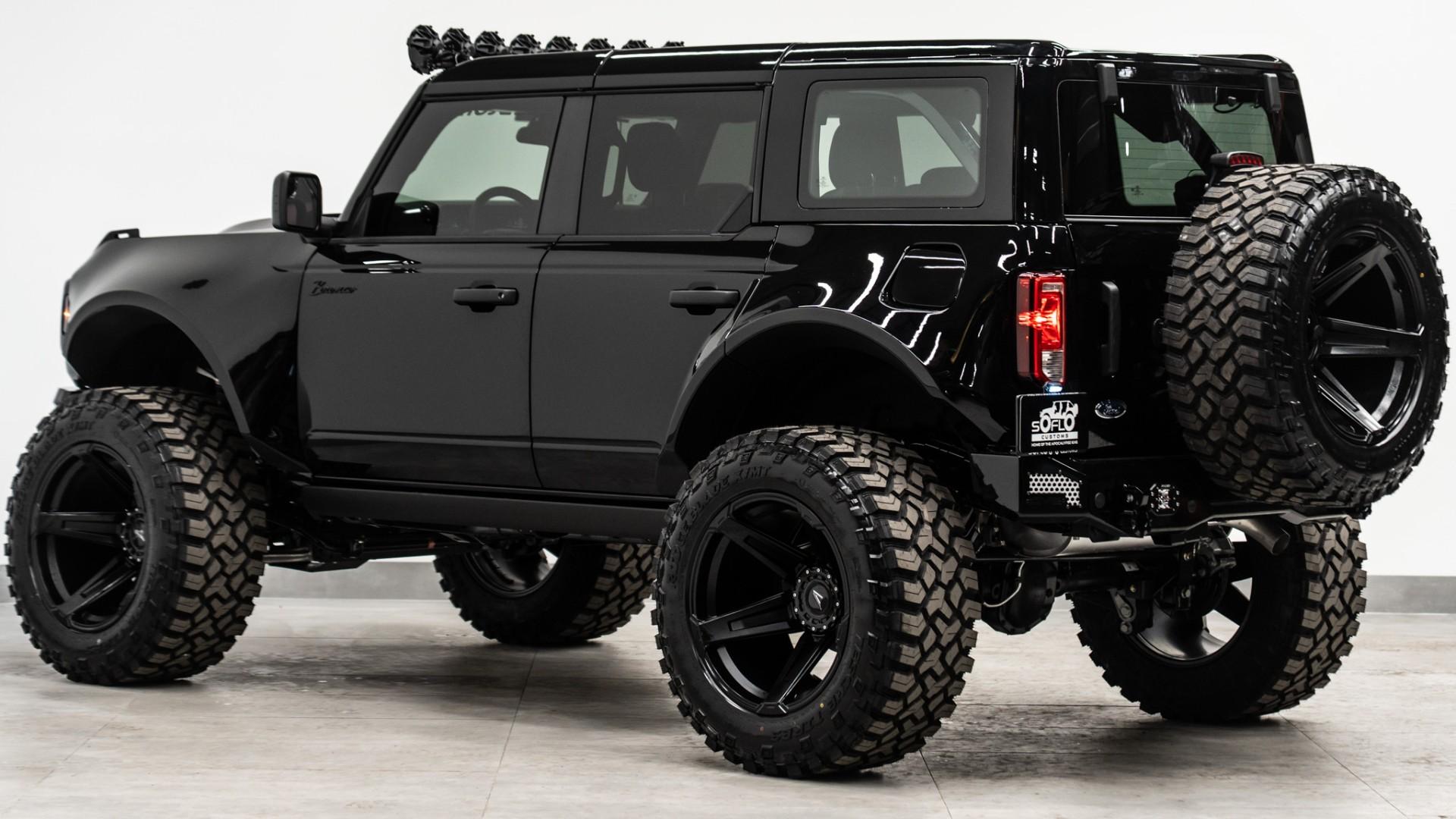 2025 FORD BRONCO in Black, photo 10 of 51