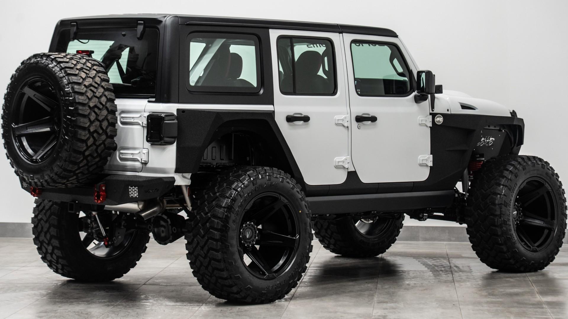 2026 JEEP WRANGLER in BRIGHT WHITE CLEARCOAT, photo 9 of 54