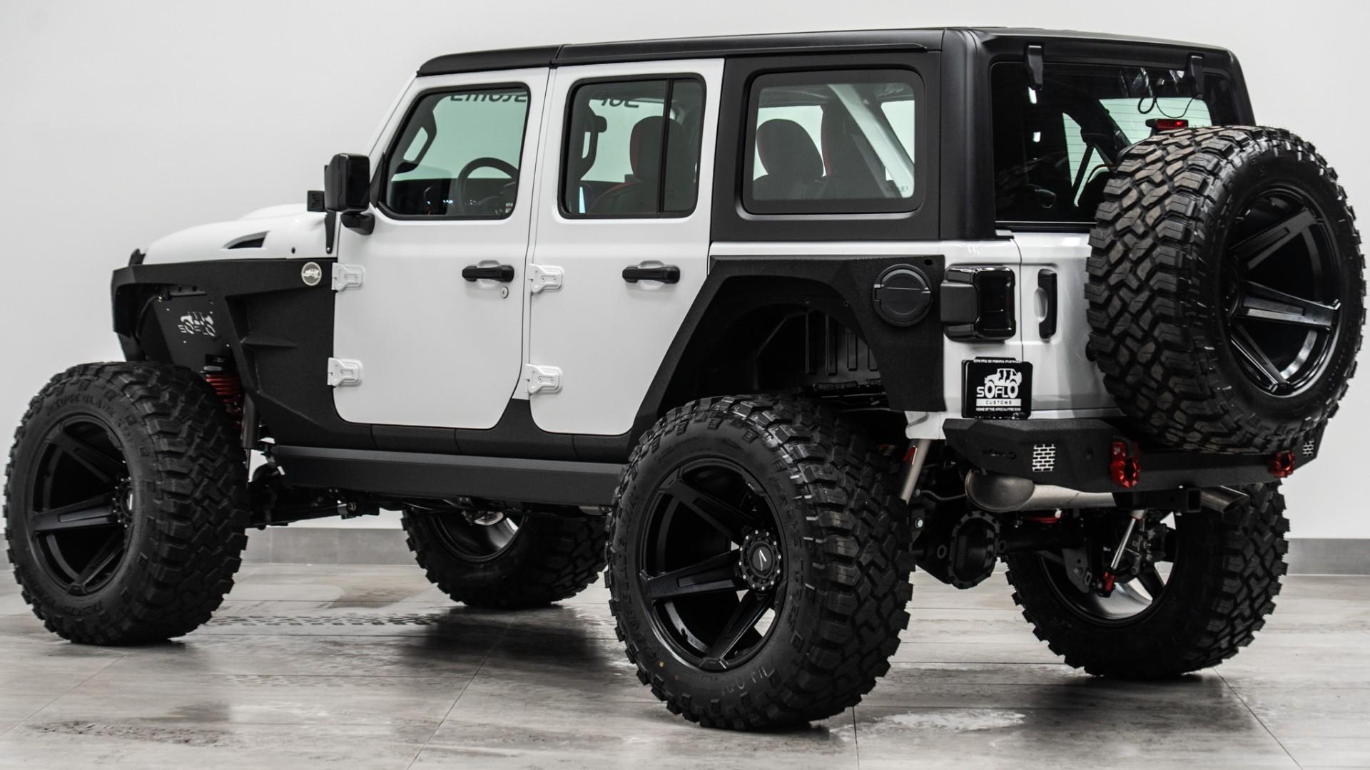 2026 JEEP WRANGLER in BRIGHT WHITE CLEARCOAT, photo 11 of 54