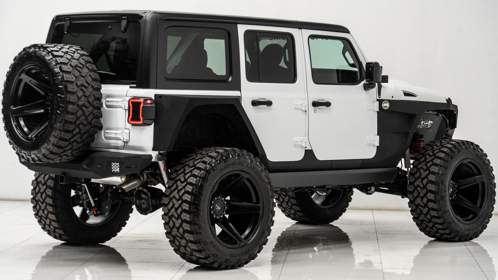 2026 JEEP WRANGLER in BRIGHT WHITE CLEARCOAT, photo 7 of 54