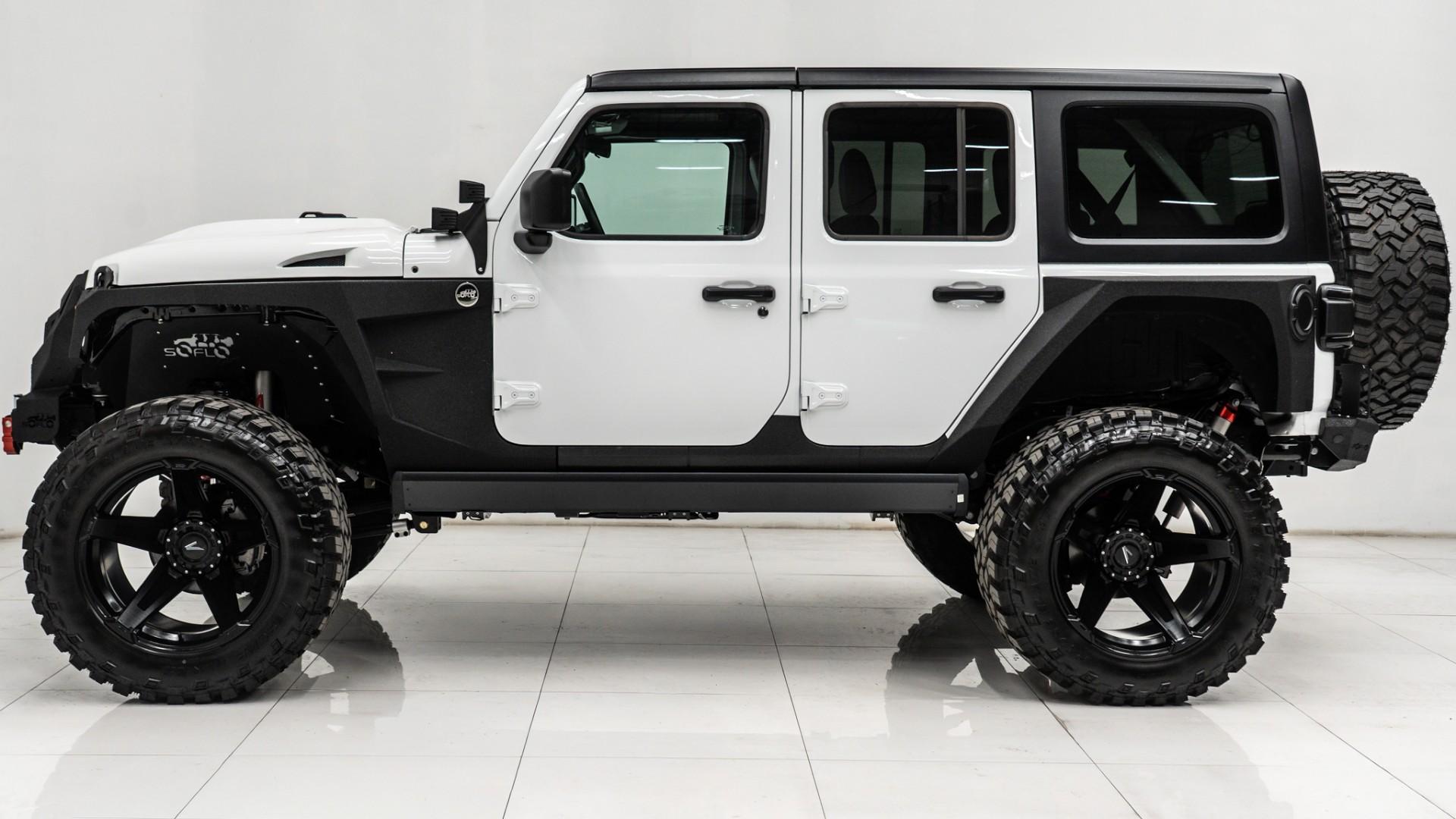 2026 JEEP WRANGLER in BRIGHT WHITE CLEARCOAT, photo 11 of 54