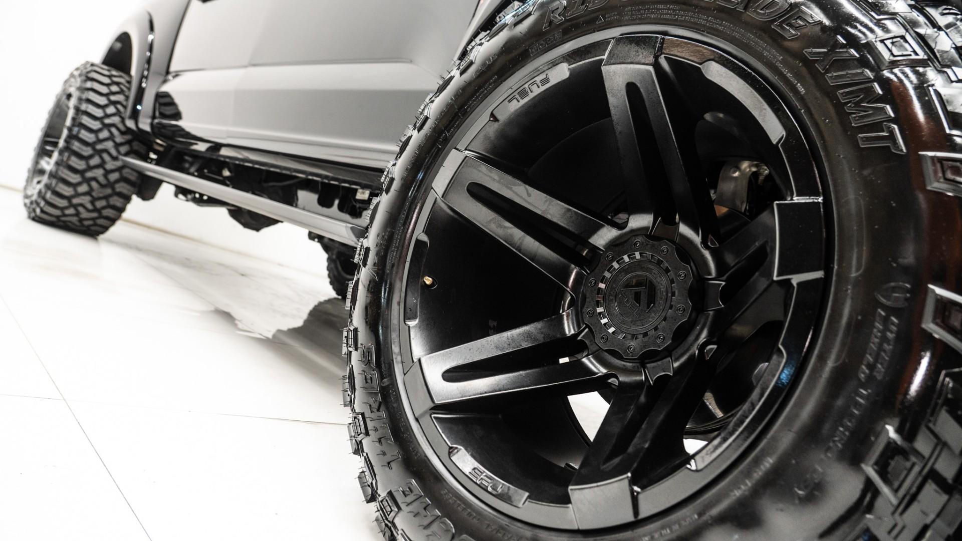 2025 FORD RAPTOR R in Agate Black Metallic, photo 26 of 55