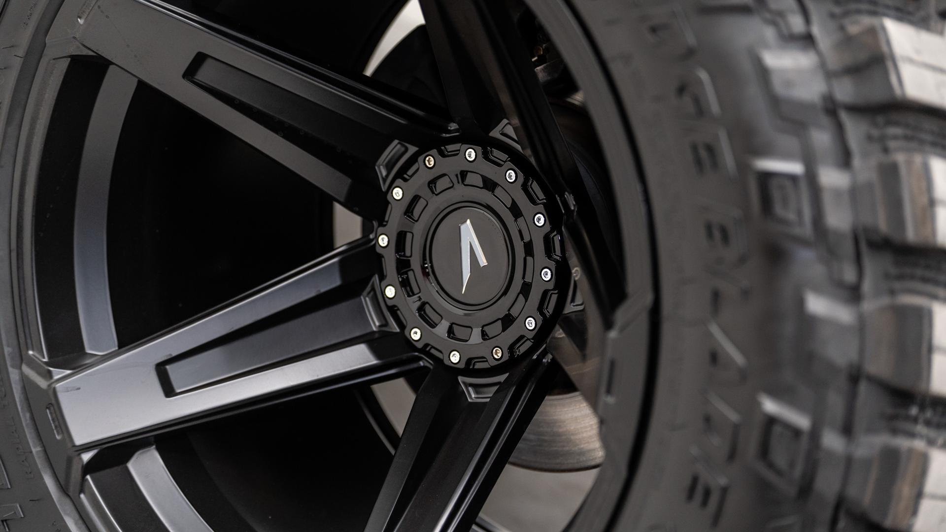 2024 RAM TRX in DIAMOND BLACK CRYSTAL PEARLCOAT, photo 18 of 49