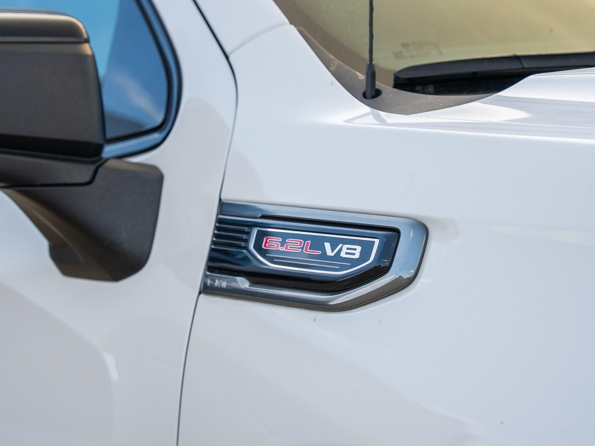 2025 GMC SIERRA 1500 in White, photo 43 of 46