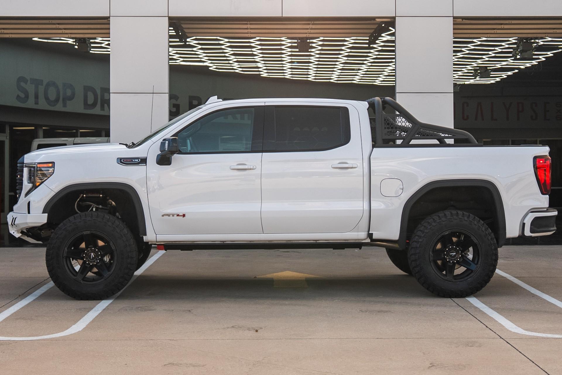 2025 GMC SIERRA 1500 in White, photo 10 of 46
