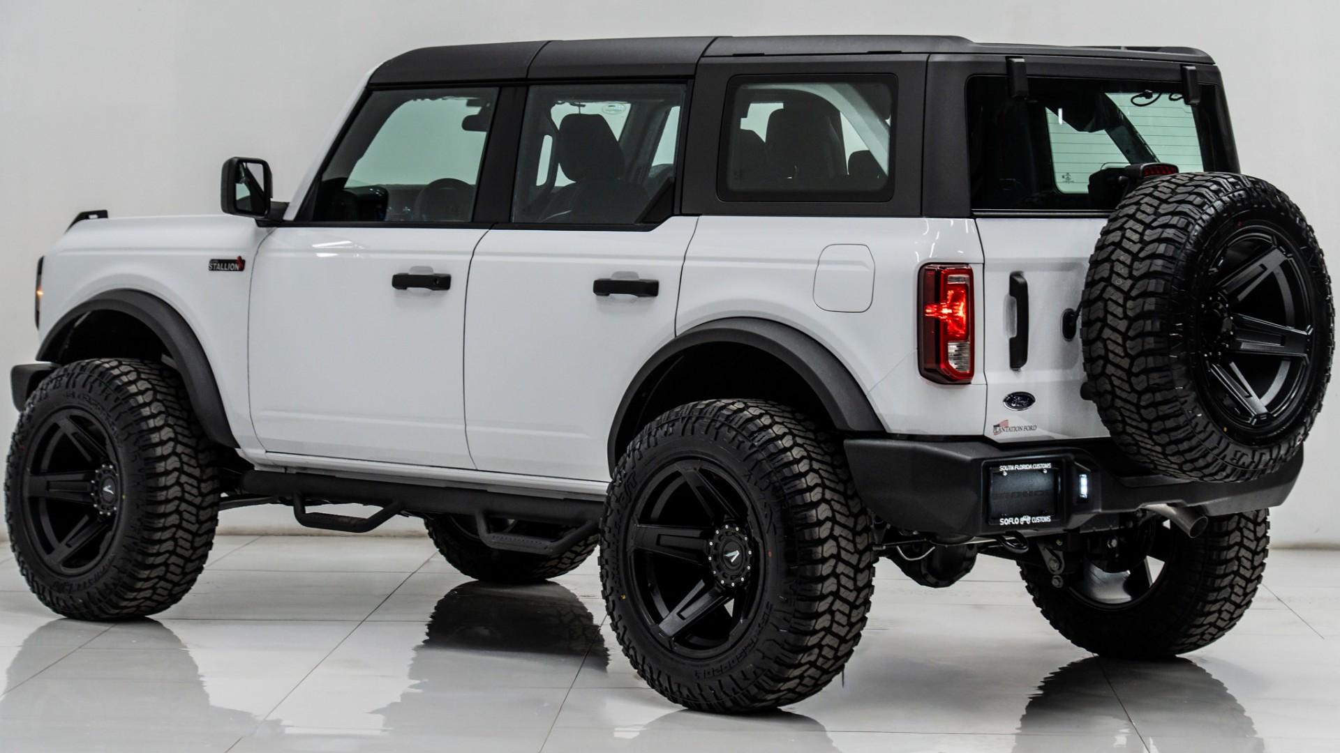 2025 FORD BRONCO in White, photo 10 of 43