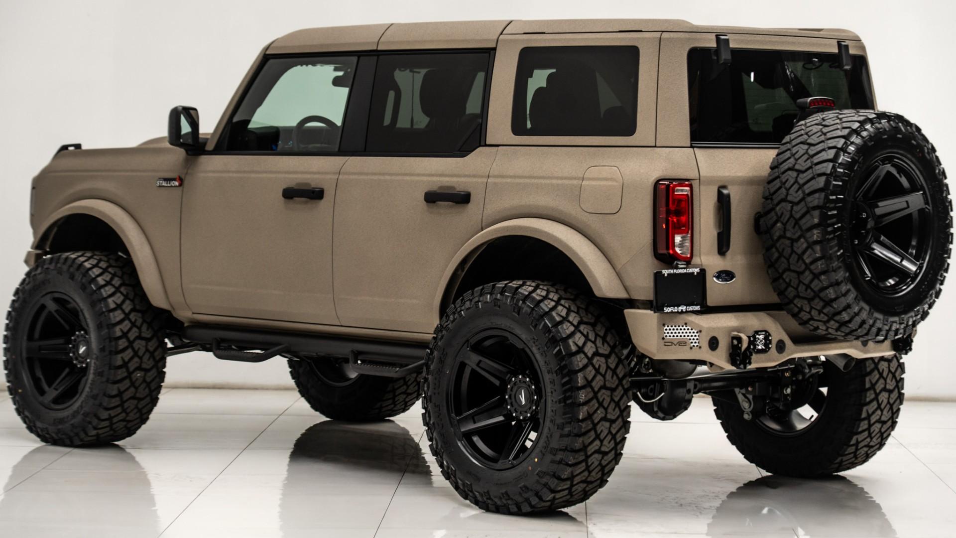 2025 FORD BRONCO in Tan, photo 13 of 54