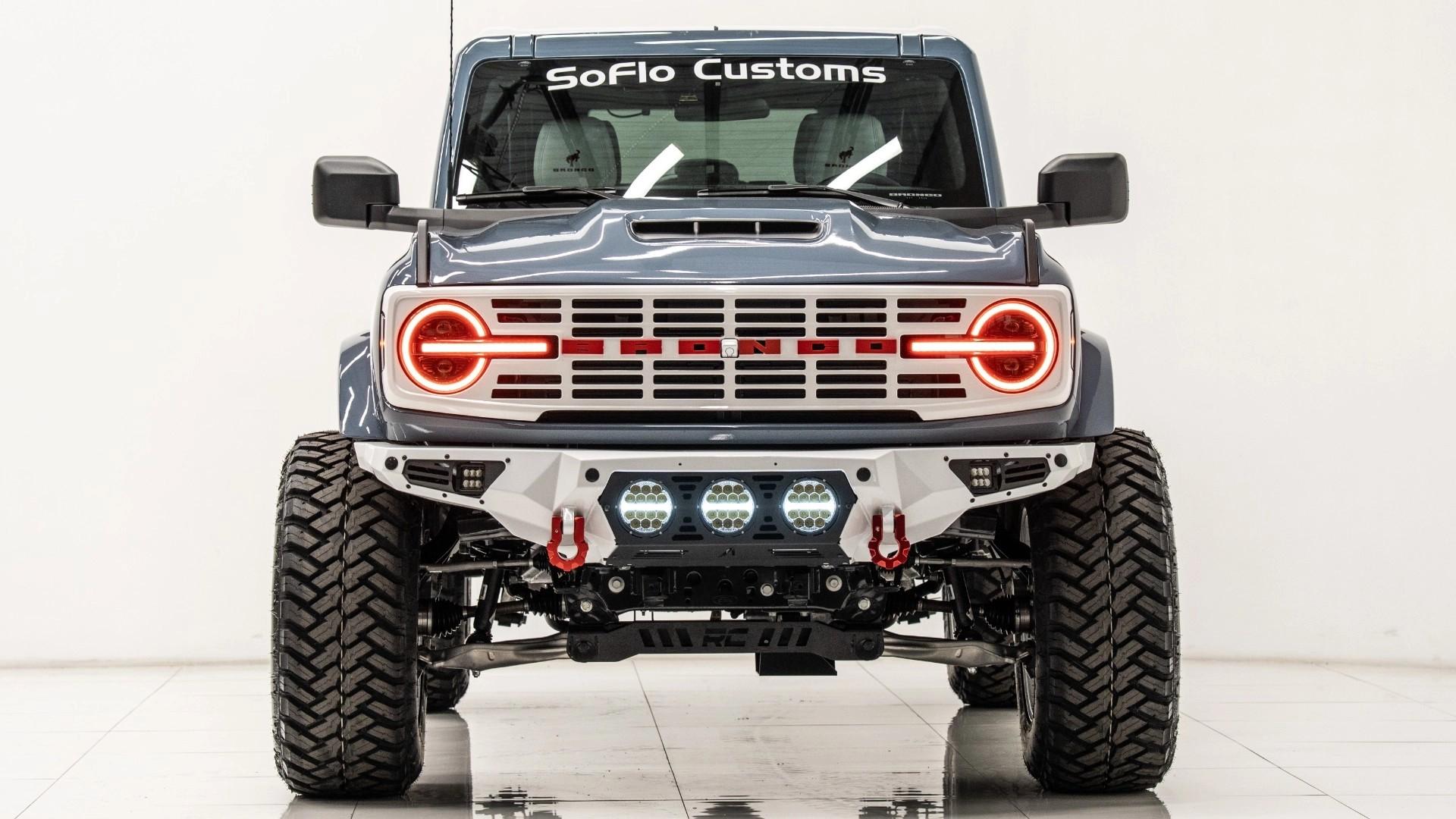 2025 FORD BRONCO in Azzure Gray, photo 12 of 22