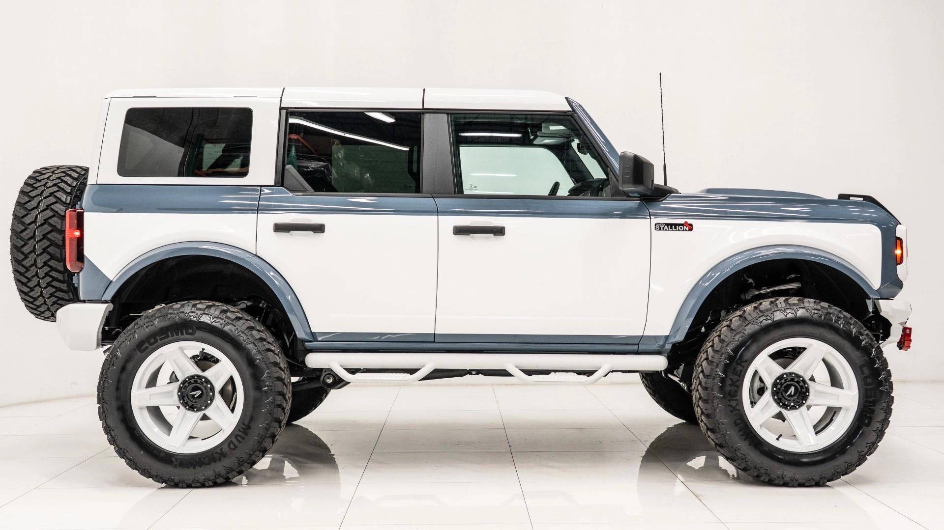 2025 FORD BRONCO in Azzure Gray, photo 4 of 22