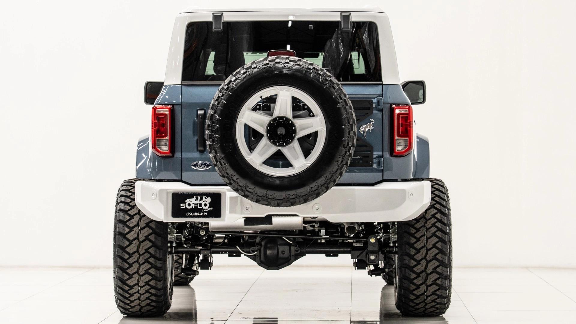 2025 FORD BRONCO in Azzure Gray, photo 6 of 22