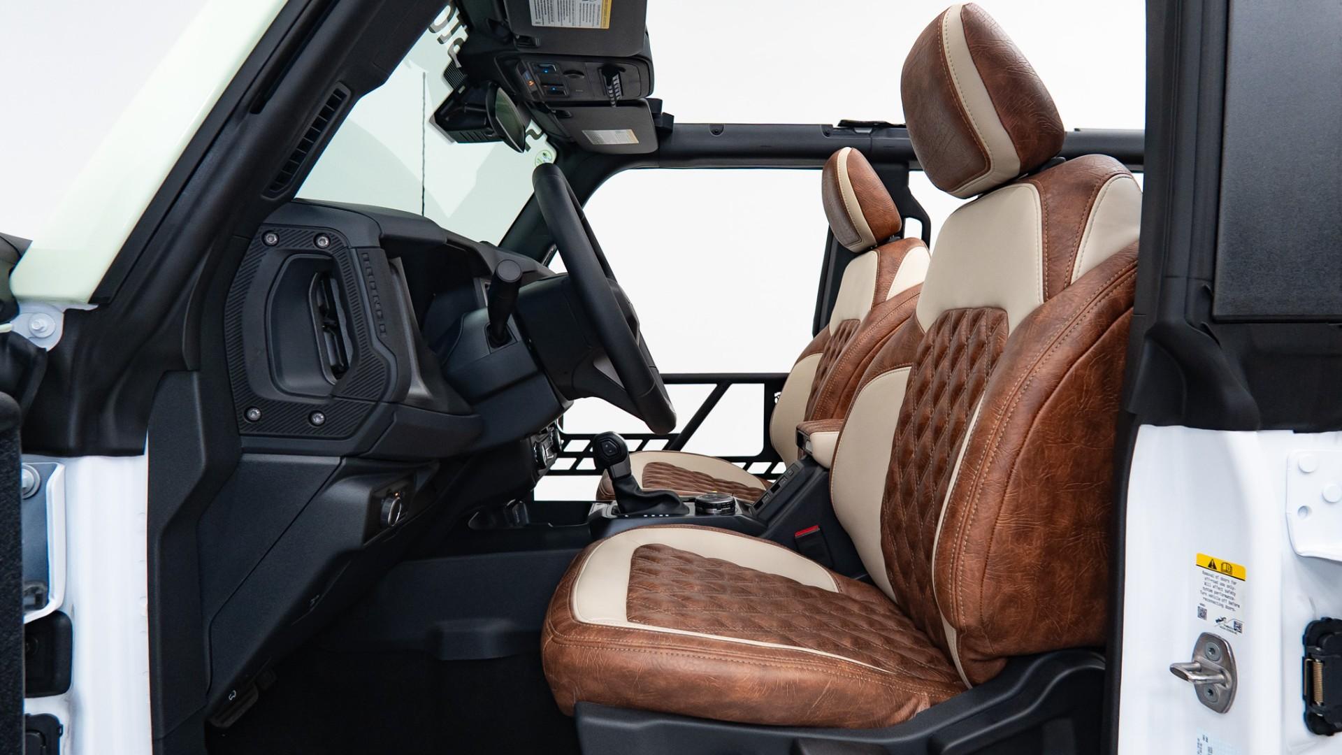 2025 FORD BRONCO in Green, photo 23 of 53