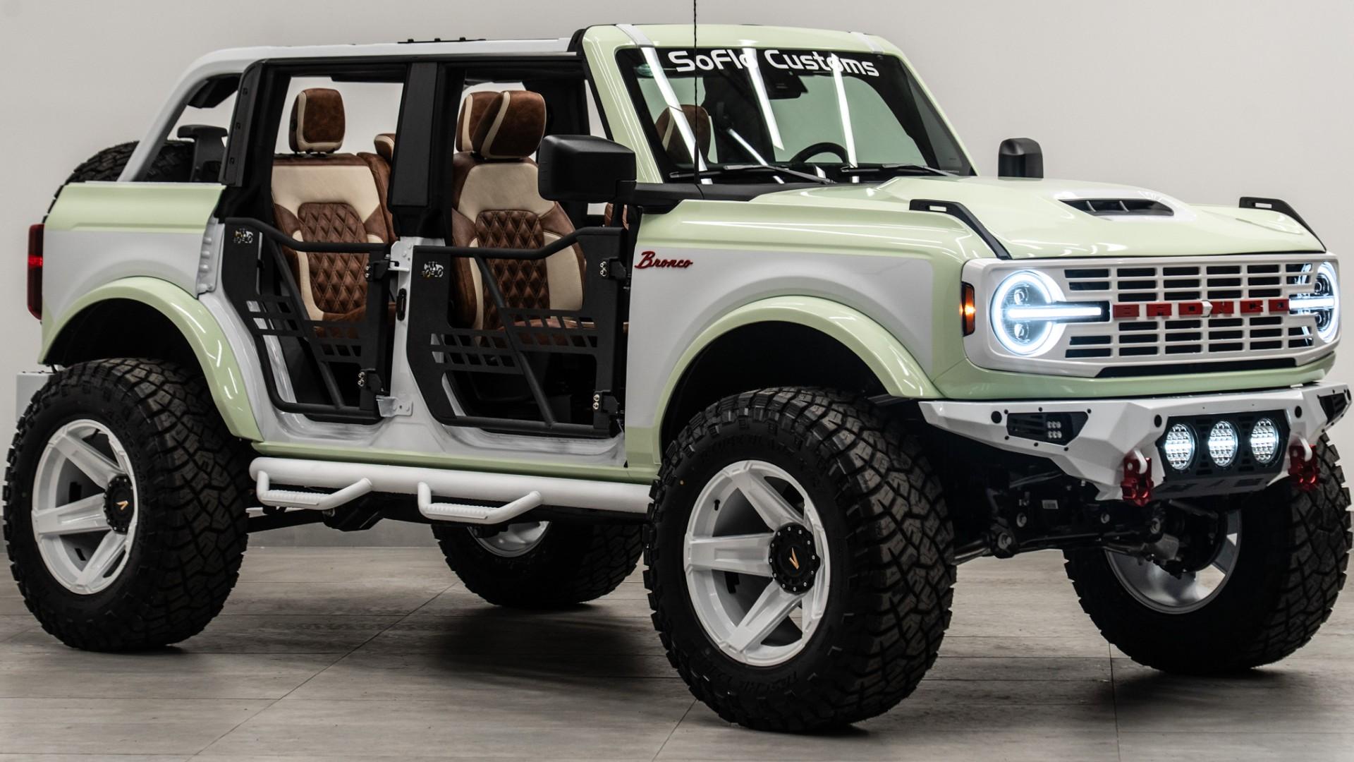 2025 FORD BRONCO in Green, photo 34 of 53