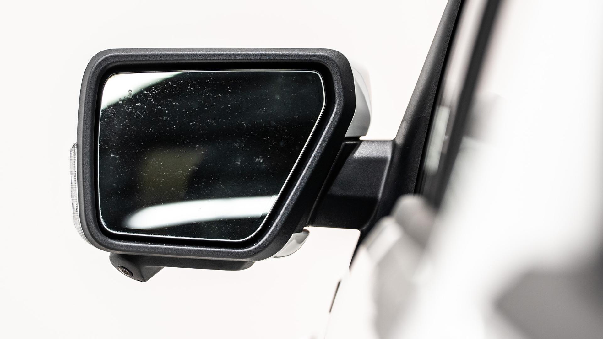 2025 FORD F-150 LARIAT in White, photo 20 of 56