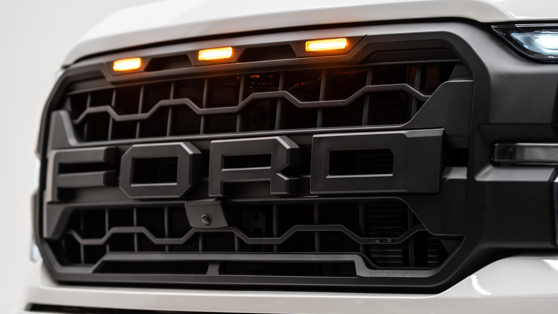 2025 FORD F-150 LARIAT in White, photo 27 of 56