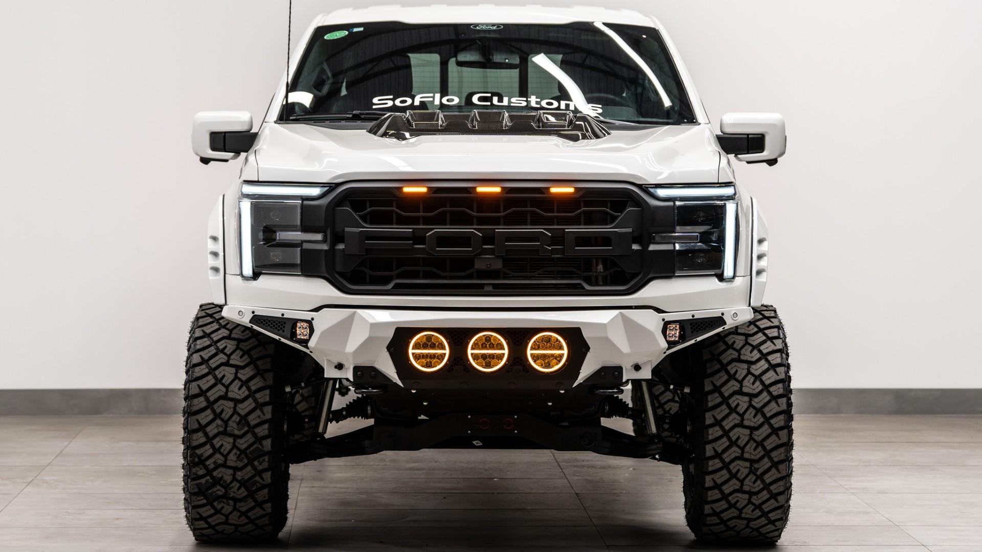 2025 FORD F-150 LARIAT in White, photo 4 of 56
