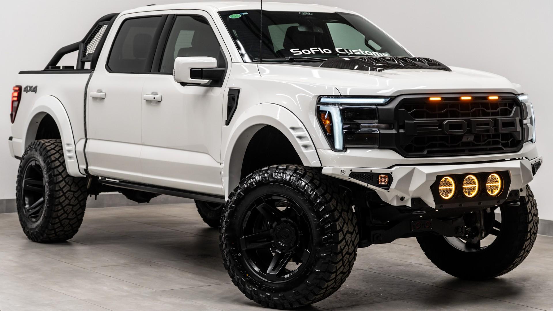 2025 FORD F-150 LARIAT in White, photo 5 of 56