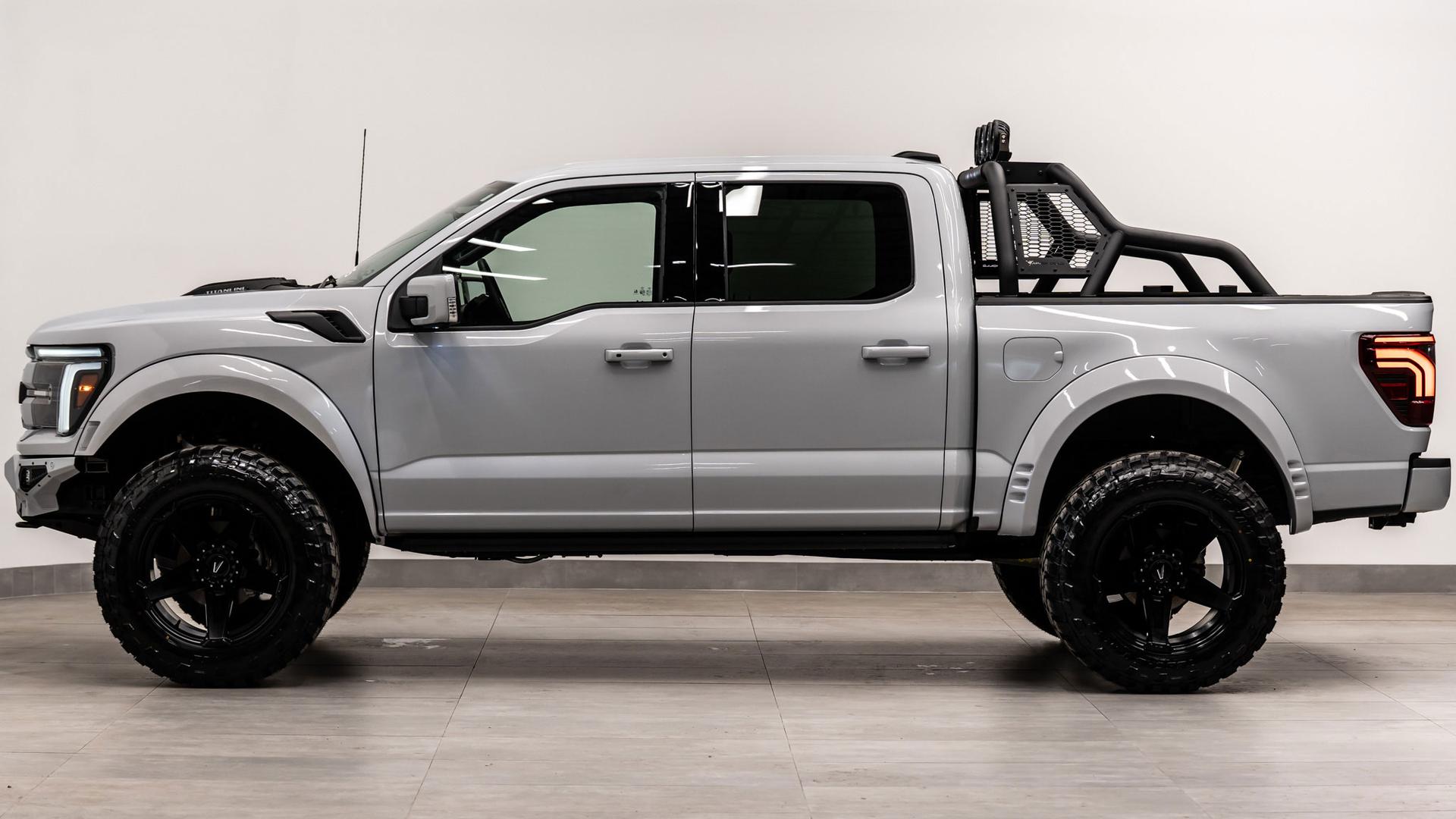 2025 FORD F-150 4X4 LARIAT in White, photo 17 of 53