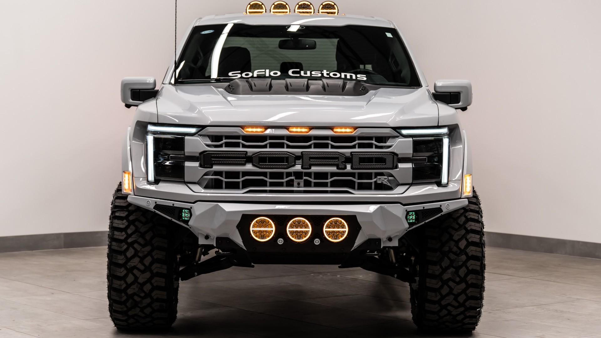2025 FORD F-150 4X4 LARIAT in White, photo 2 of 5