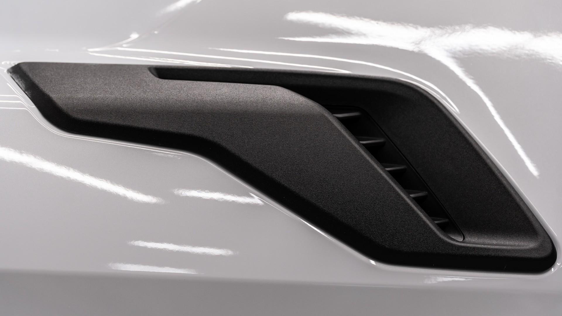 2025 FORD F-150 4X4 LARIAT in White, photo 51 of 53