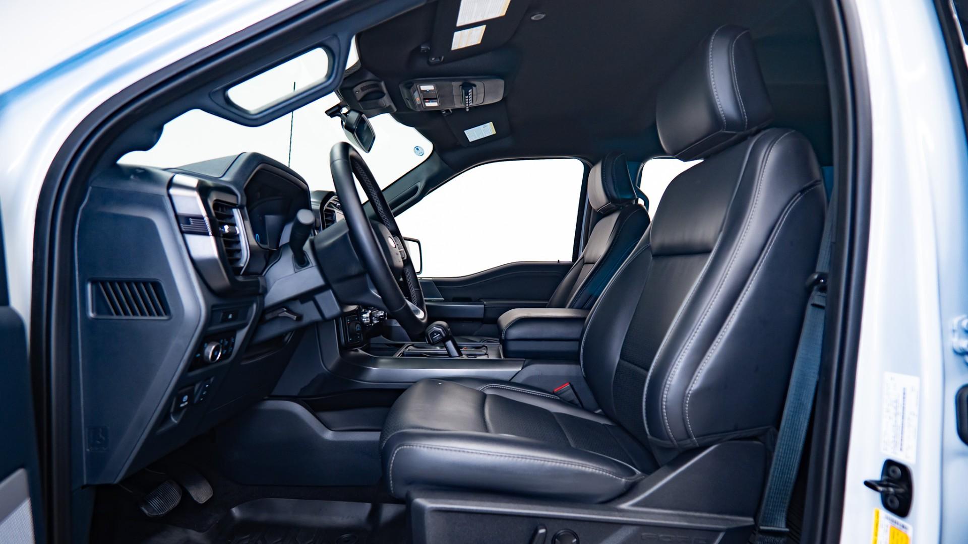 2025 FORD F-150 4X4 LARIAT in White, photo 23 of 53