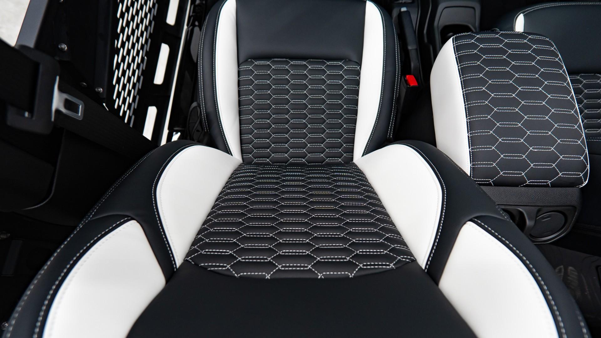 2026 JEEP WRANGLER in Black, photo 20 of 35