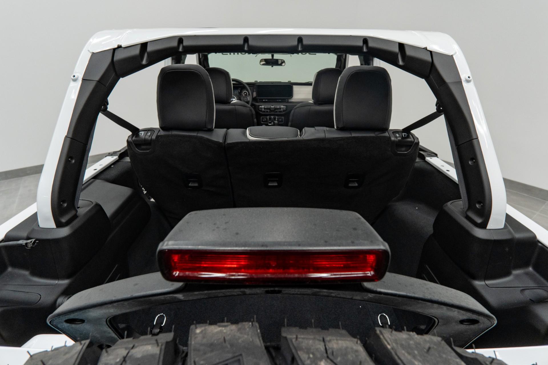 2026 JEEP WRANGLER in BRIGHT WHITE CLEARCOAT, photo 51 of 56