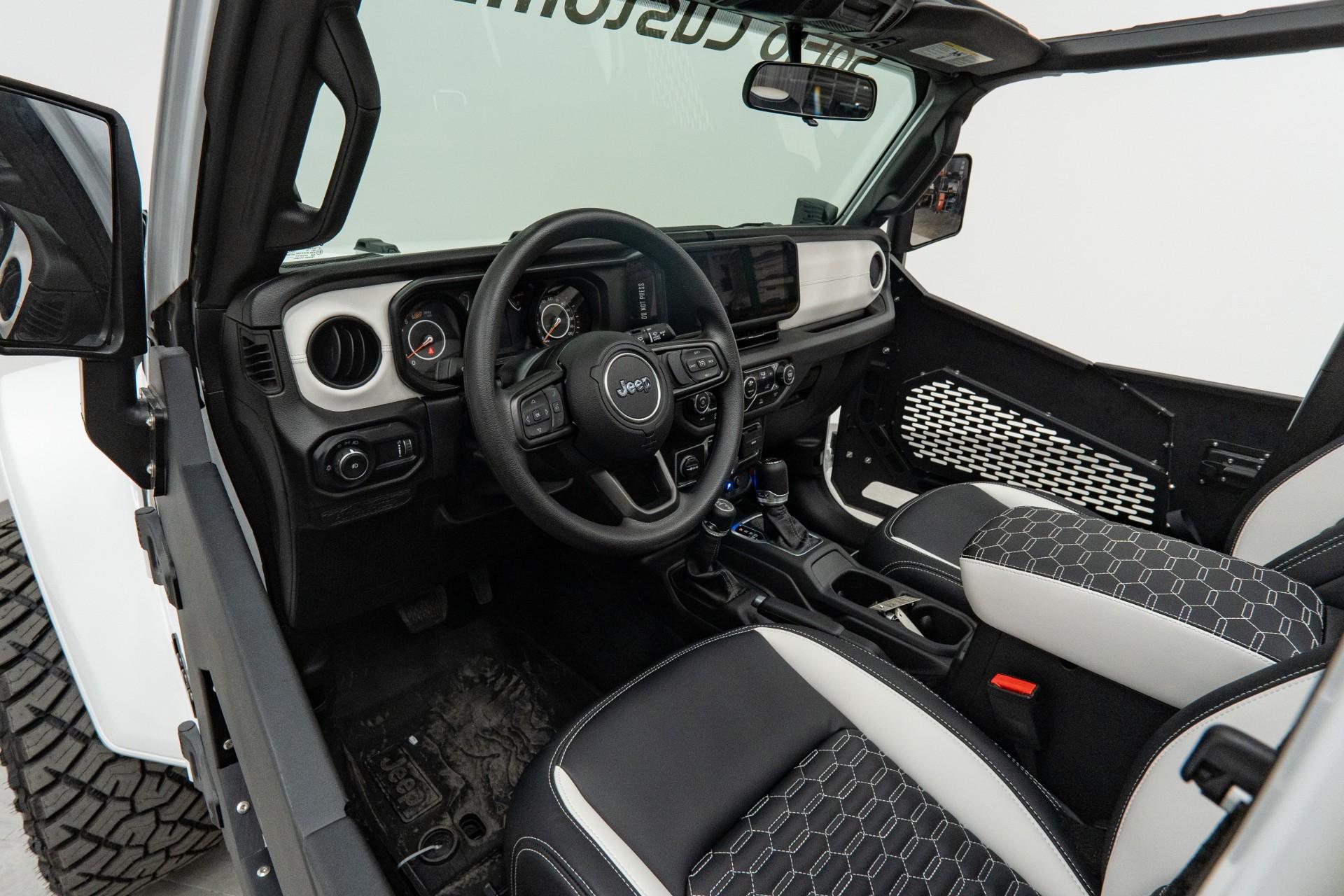 2026 JEEP WRANGLER in BRIGHT WHITE CLEARCOAT, photo 31 of 56