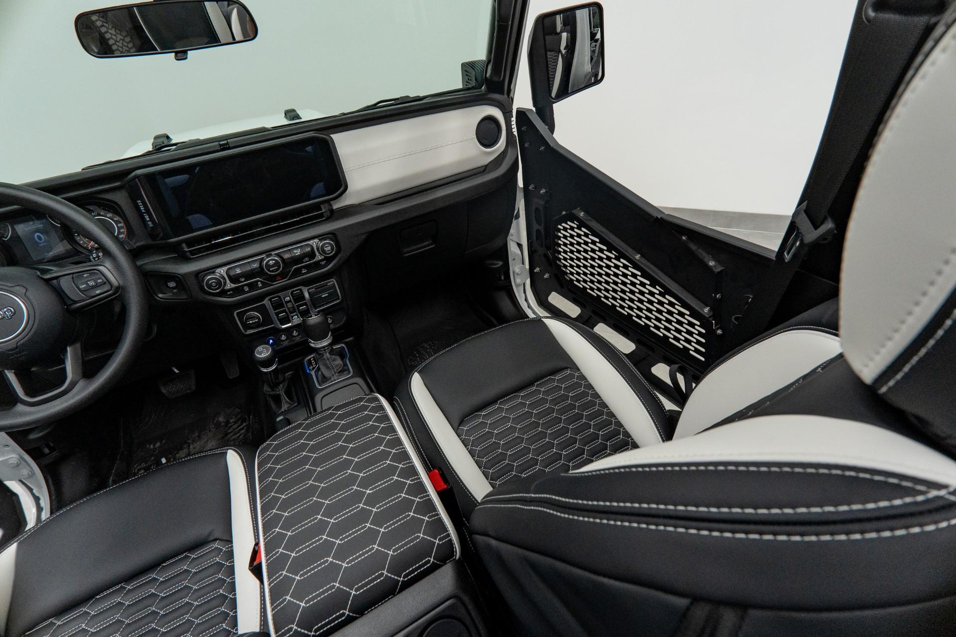 2026 JEEP WRANGLER in BRIGHT WHITE CLEARCOAT, photo 37 of 56