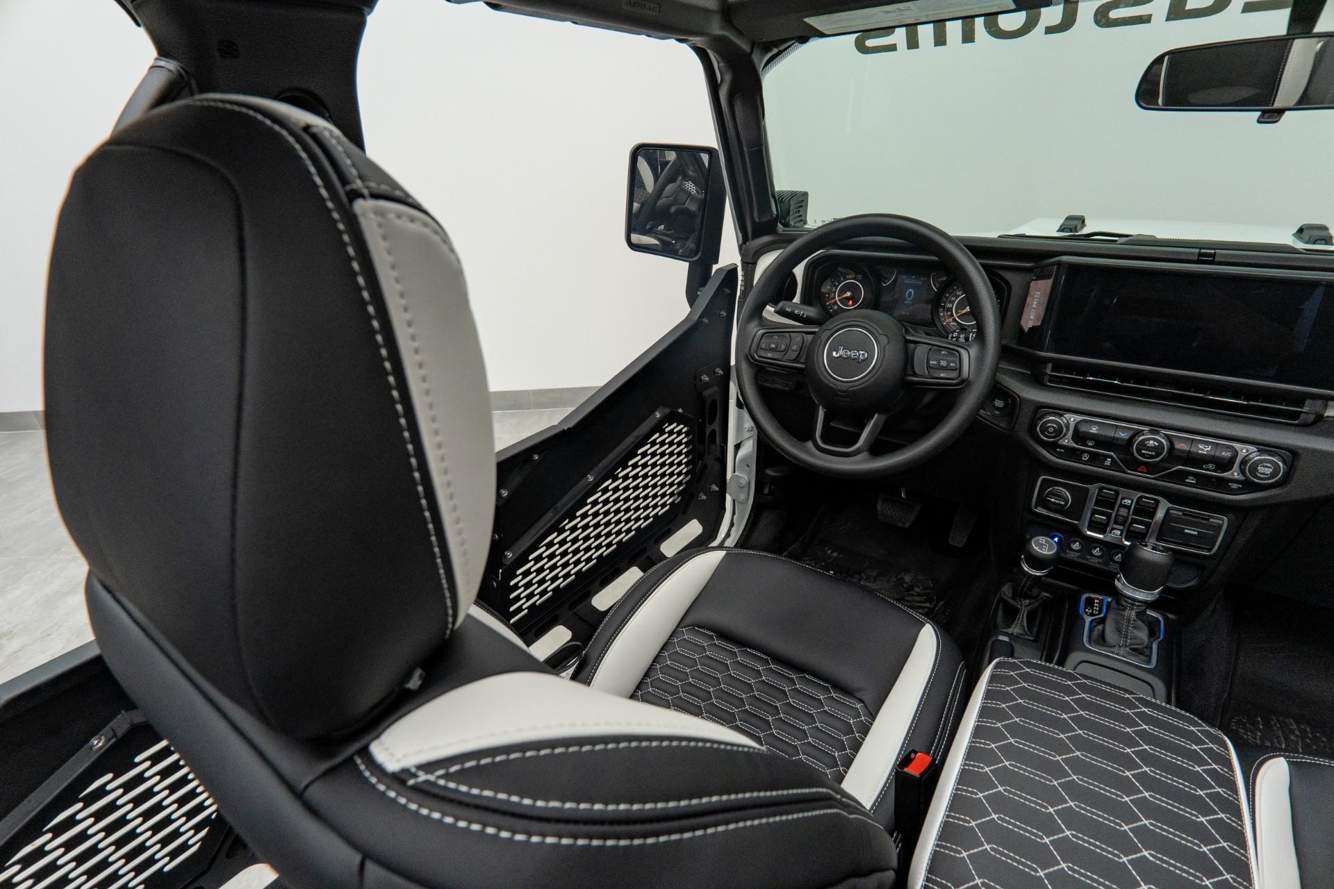 2026 JEEP WRANGLER in BRIGHT WHITE CLEARCOAT, photo 39 of 56