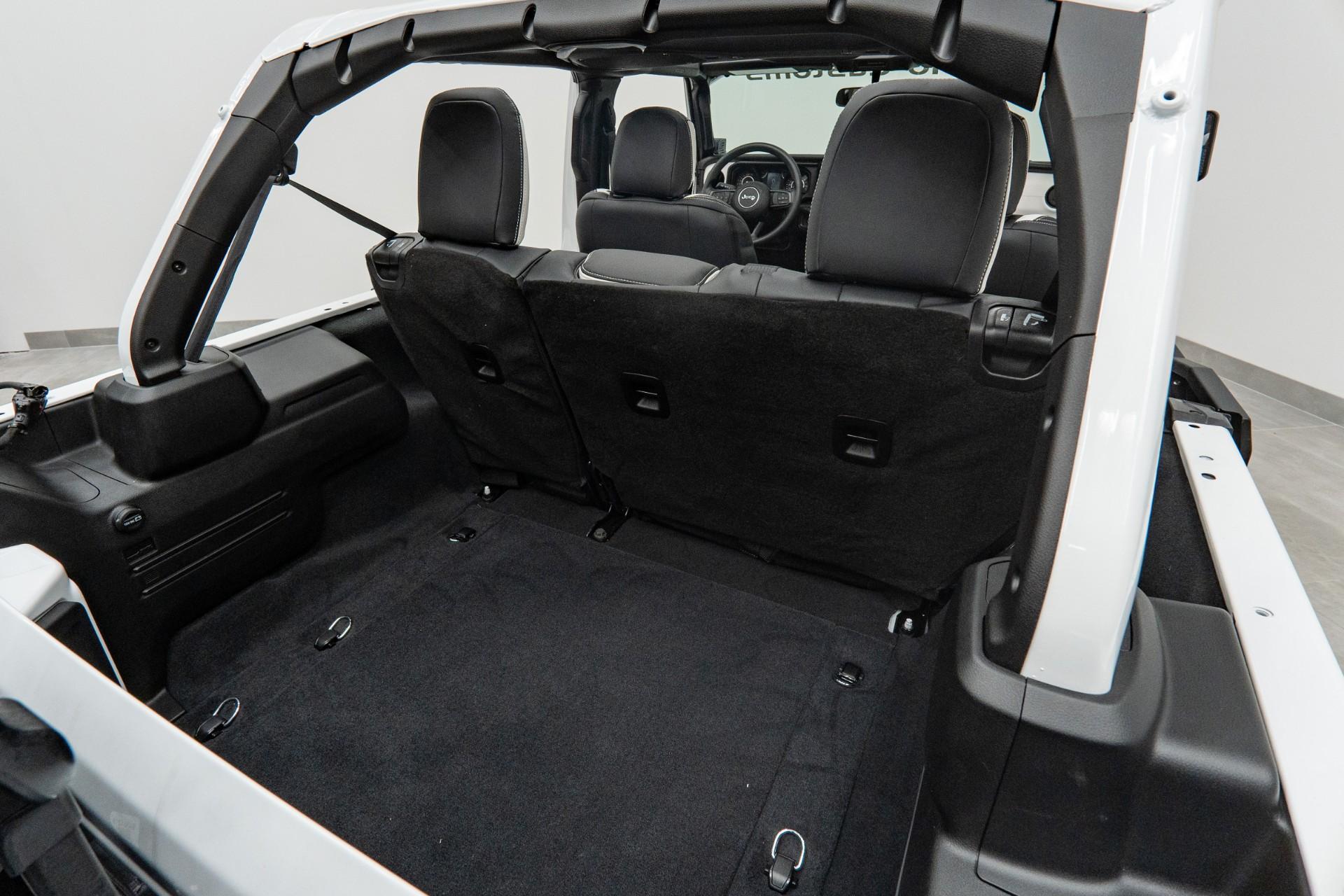 2026 JEEP WRANGLER in BRIGHT WHITE CLEARCOAT, photo 48 of 56