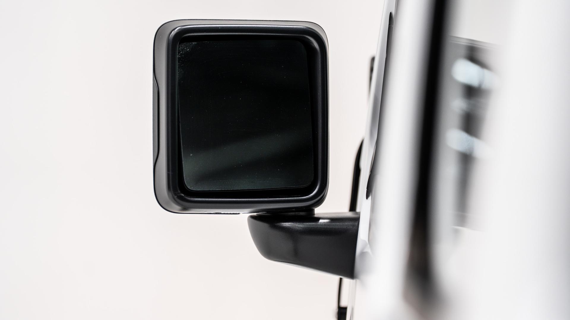 2026 JEEP WRANGLER in BRIGHT WHITE CLEARCOAT, photo 19 of 56