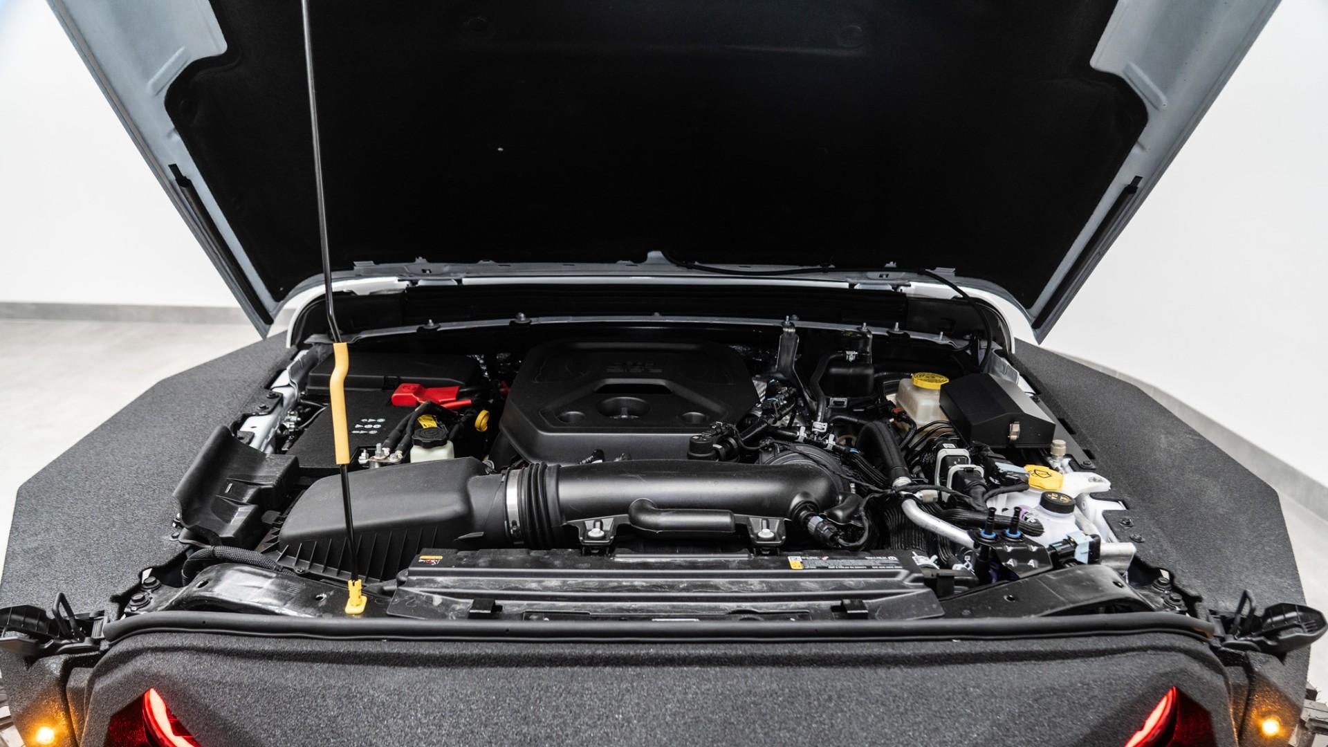 2026 JEEP WRANGLER in BRIGHT WHITE CLEARCOAT, photo 39 of 58