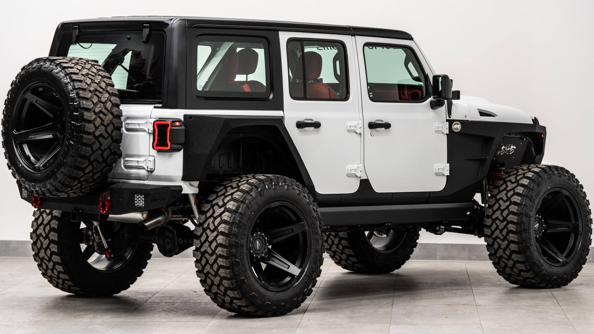 2026 JEEP WRANGLER in BRIGHT WHITE CLEARCOAT, photo 9 of 58