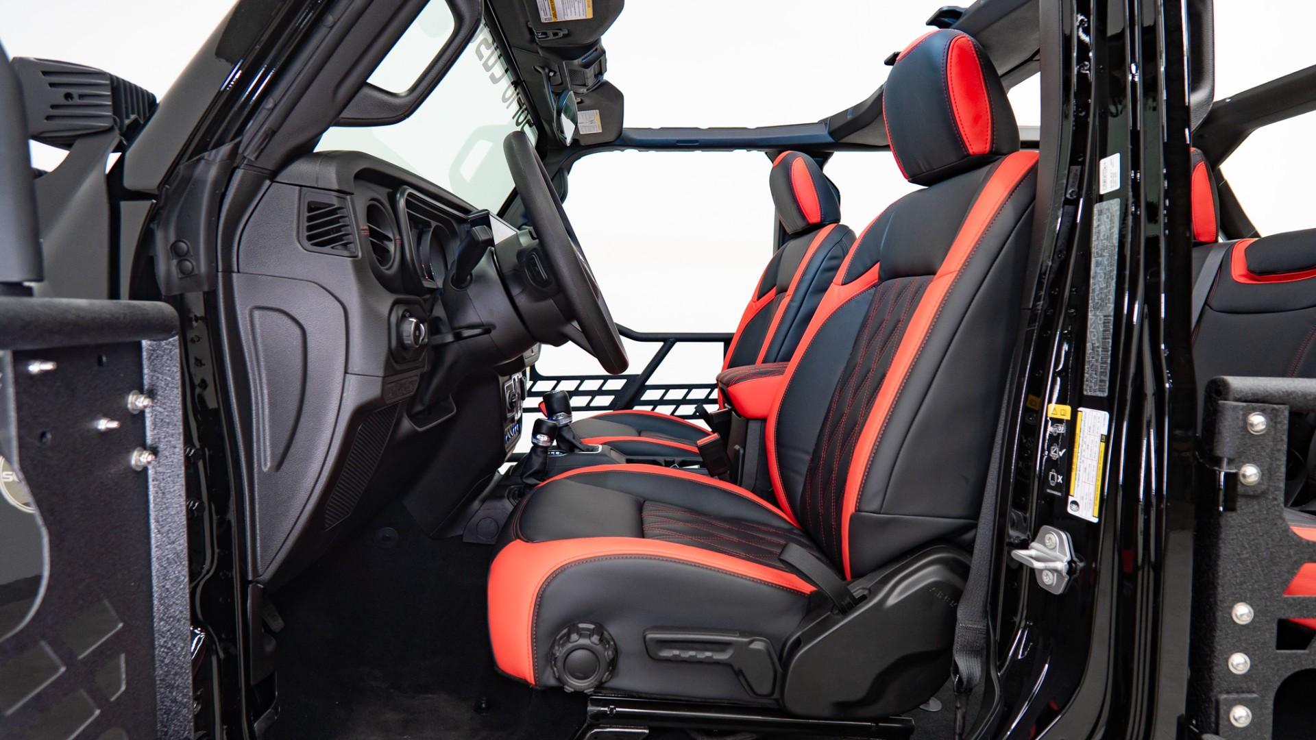 2026 JEEP WRANGLER in BLACK CLEARCOAT, photo 19 of 50