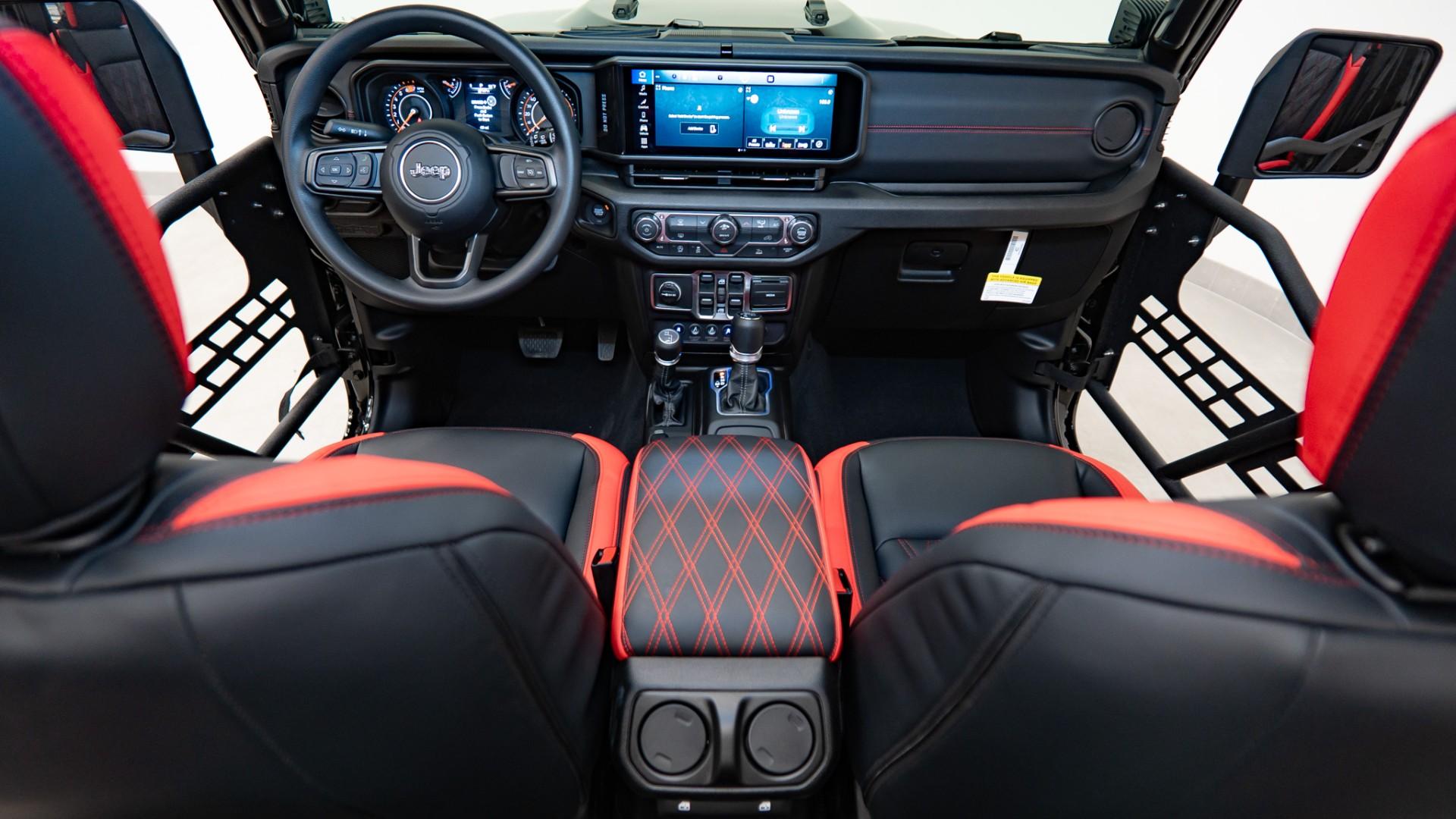 2026 JEEP WRANGLER in BLACK CLEARCOAT, photo 2 of 50
