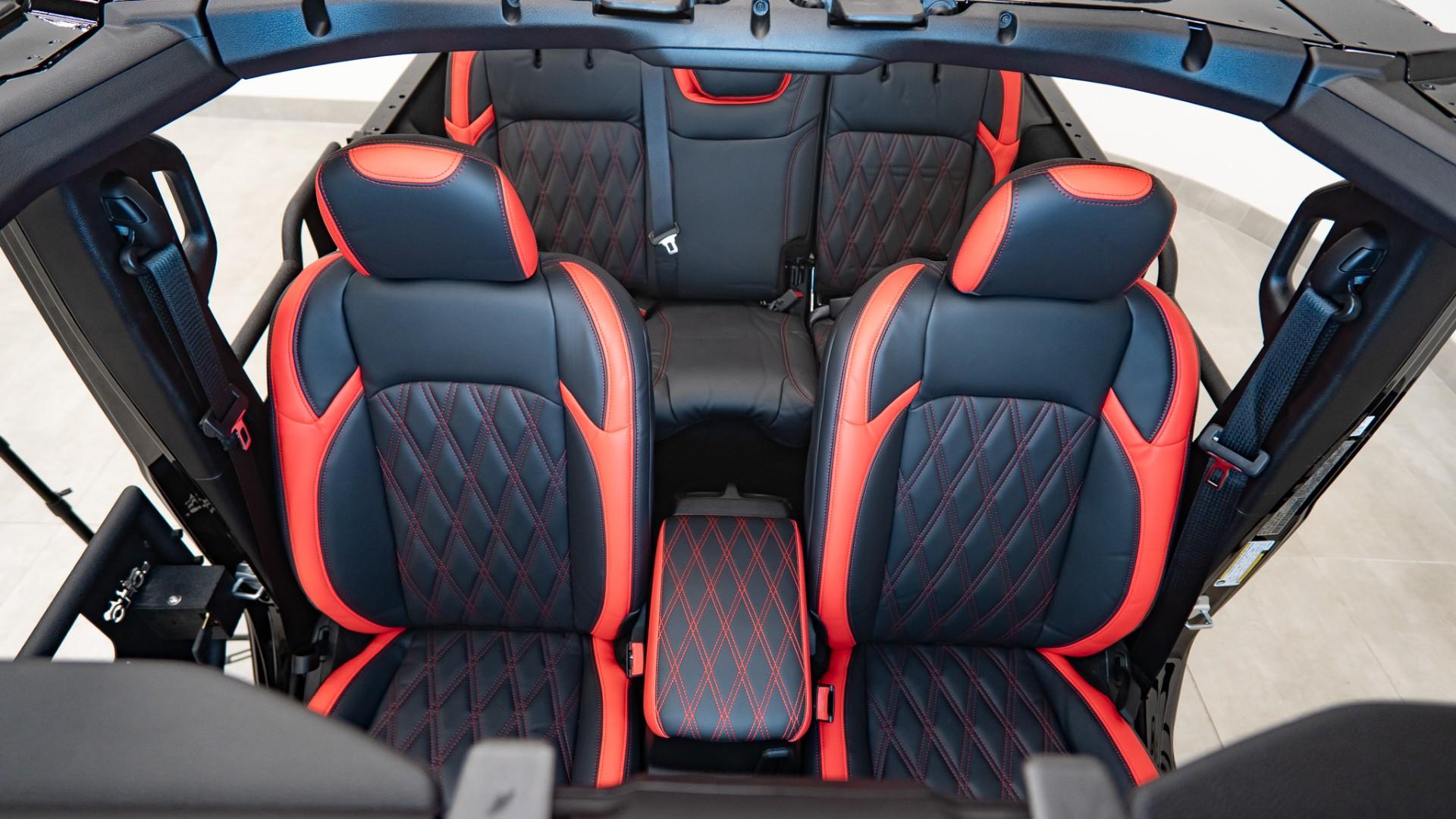 2026 JEEP WRANGLER in BLACK CLEARCOAT, photo 27 of 50