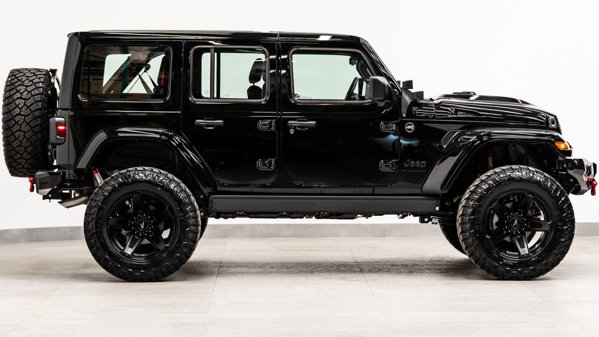 2026 JEEP WRANGLER in BLACK CLEARCOAT, photo 8 of 50