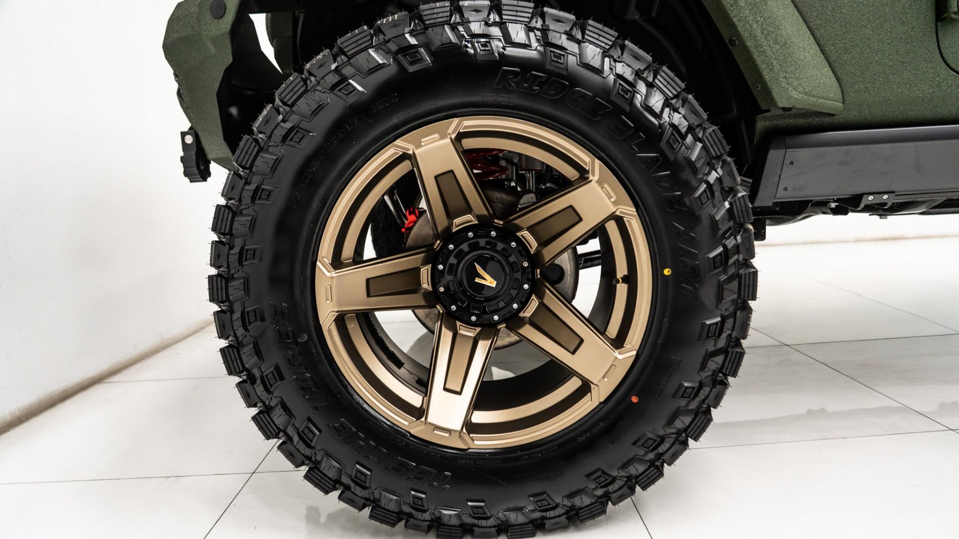 2026 JEEP WRANGLER in Green, photo 22 of 60
