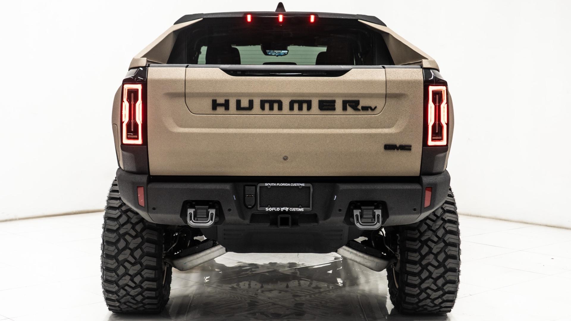 2024 GMC HUMMER EV 3X in Tan, photo 10 of 49
