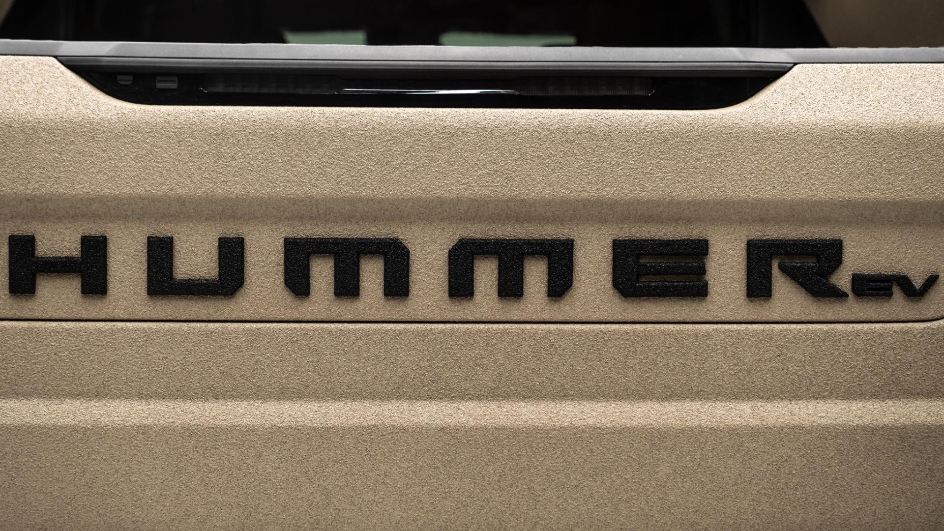 2024 GMC HUMMER EV 3X in Tan, photo 12 of 49