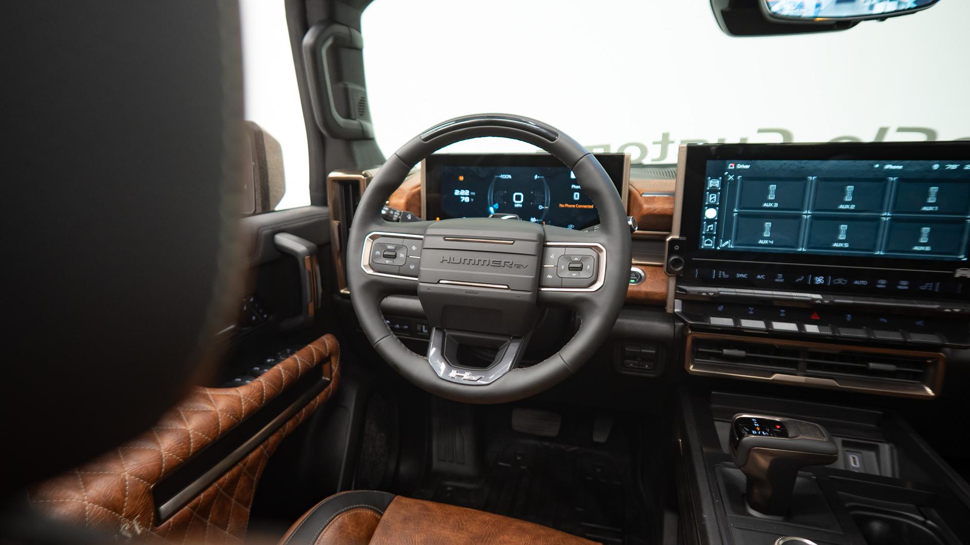 2024 GMC HUMMER EV 3X in Tan, photo 43 of 49