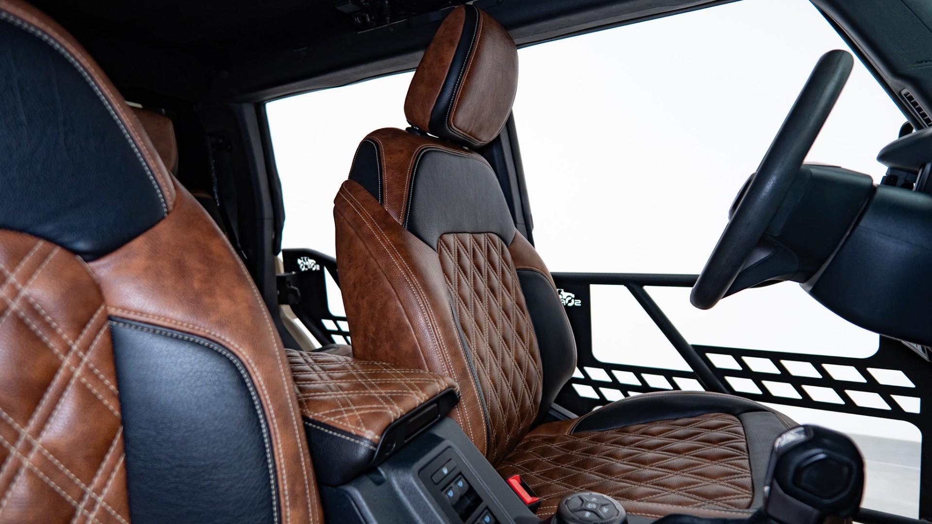 2023 FORD BRONCO 4X4 in Tan, photo 18 of 48
