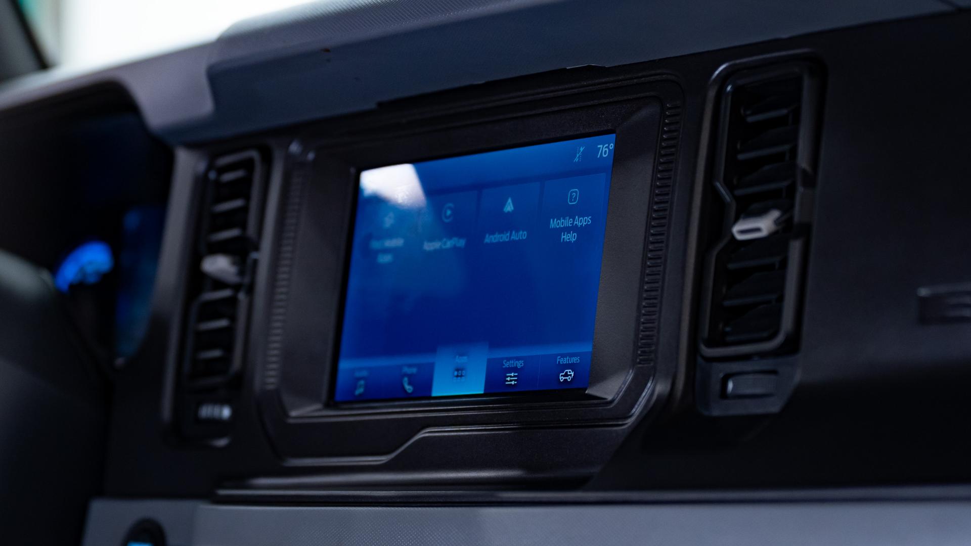 2023 FORD BRONCO 4X4 in Tan, photo 25 of 48