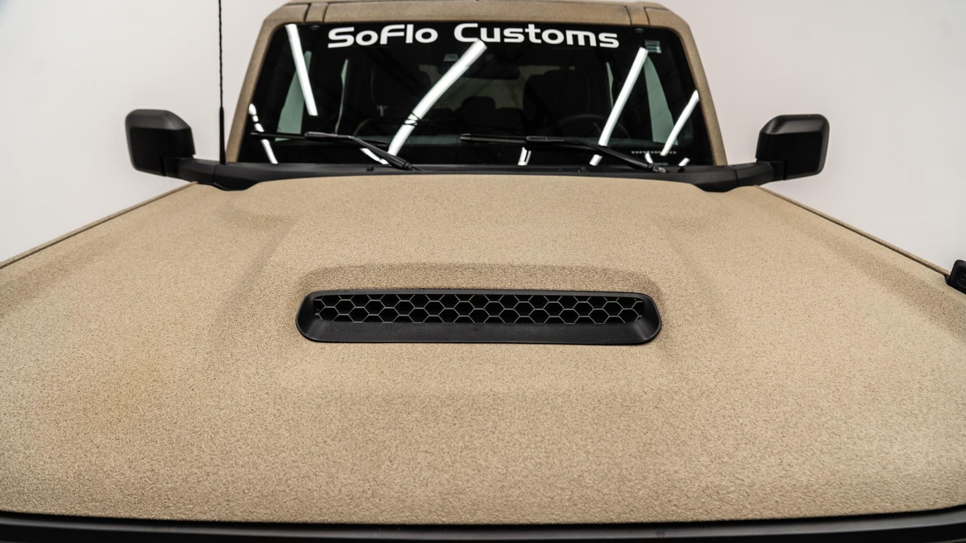 2023 FORD BRONCO 4X4 in Tan, photo 33 of 48