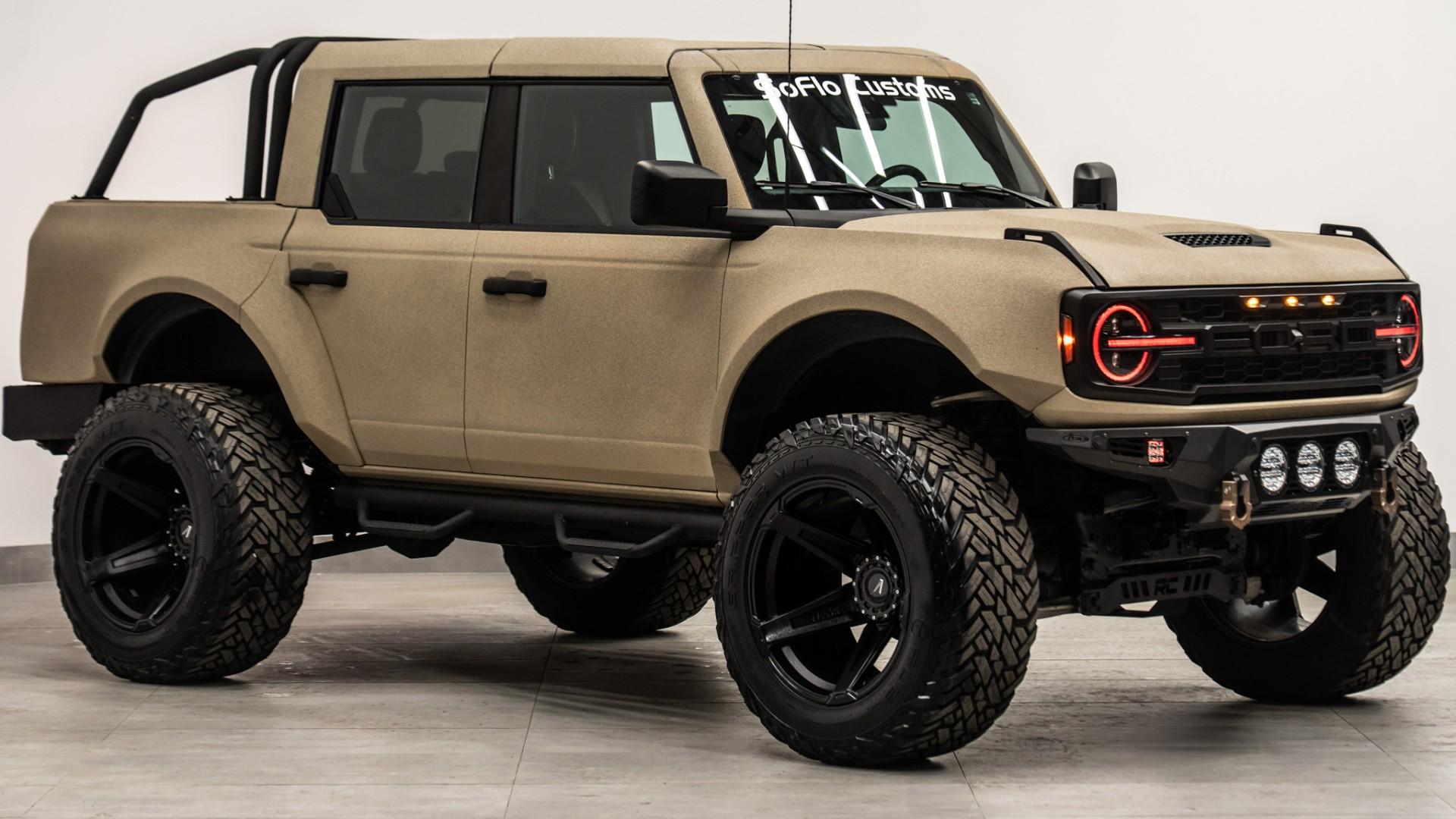 2023 FORD BRONCO 4X4 in Tan, photo 9 of 48